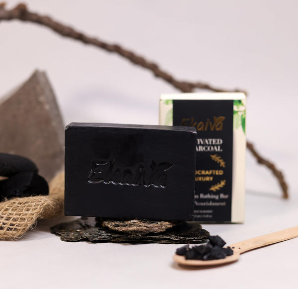 Activated Charcoal Organic Daily Bathing Soap for Tan Removal, Detoxification & Deep Cleansing, 125 gm