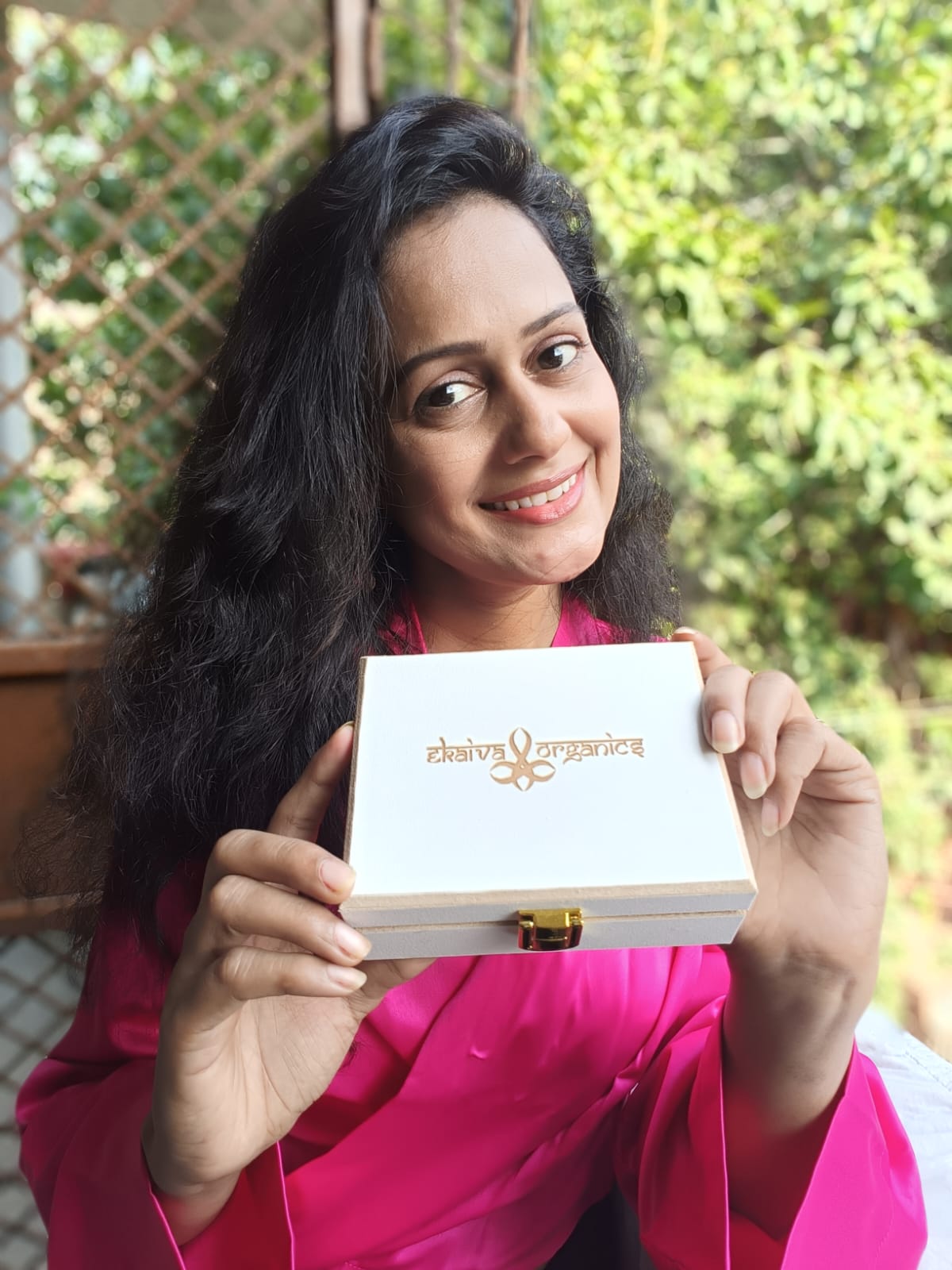 Ekaiva Organics Luxury Gift Box - Deluxe Duo: Sandalwood Saffron & Almond Oil Bathing Bars in an Elegant Engineered Wooden Box