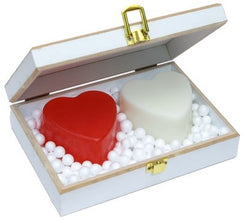 Ekaiva Organics Love Lush: Romantic Scented Heart in Royal White Box